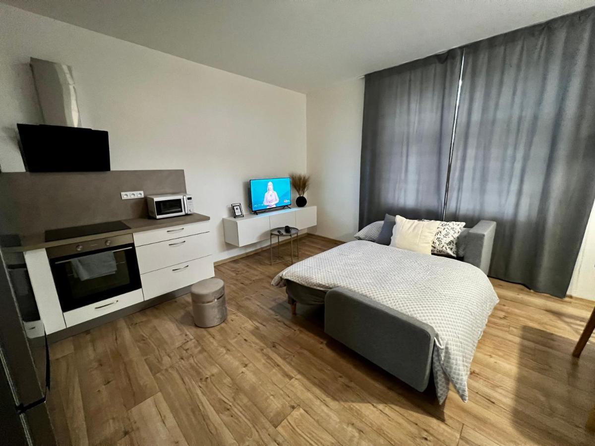 Apartman U Vystaviste Alamóc Kültér fotó