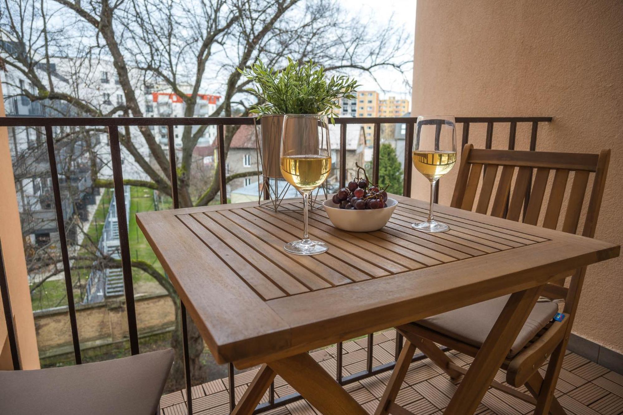 Apartman U Vystaviste Alamóc Kültér fotó